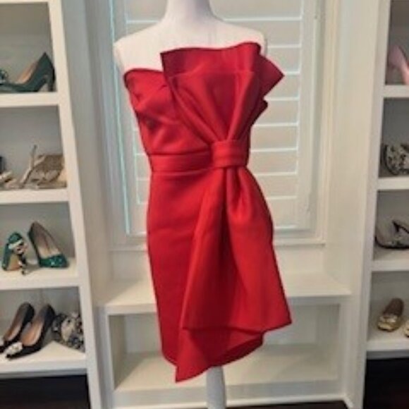 Red Strapless Bow Cocktail Dress - Picture 5 of 5